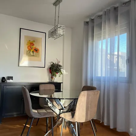 Apartament Port Forum Ccib